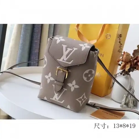 Fashionrep 2107YA0126 Bags LV 0629